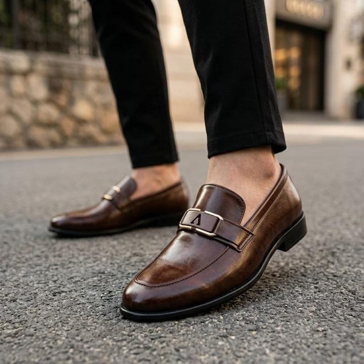 Crown Classic V-Buckle Brown Loafer